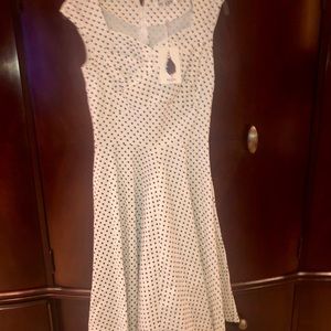 Polkadot Dress Reto